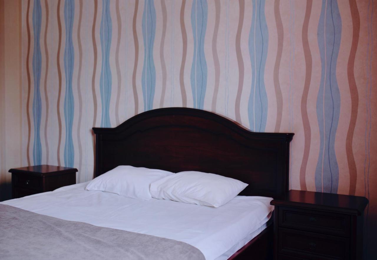 Grebenky Motel Grebenki ภายนอก รูปภาพ